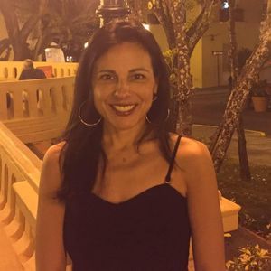 Meet your Posher, Manijeh